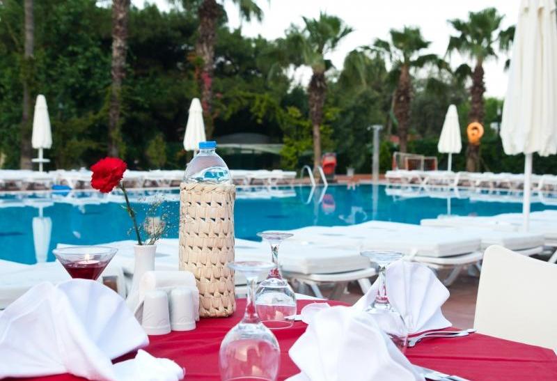 Ring Beach Hotel