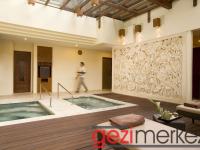 NUSA DUA BEACH HOTEL & SPA