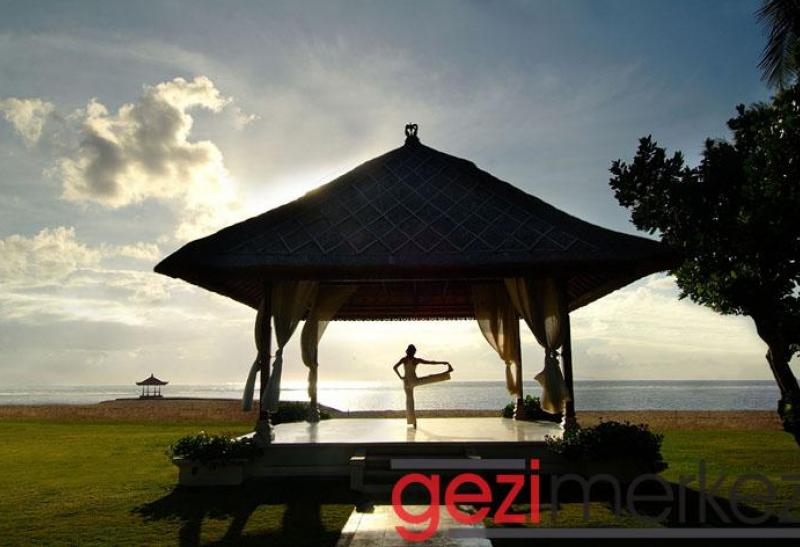 NUSA DUA BEACH HOTEL & SPA