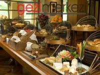 NUSA DUA BEACH HOTEL & SPA