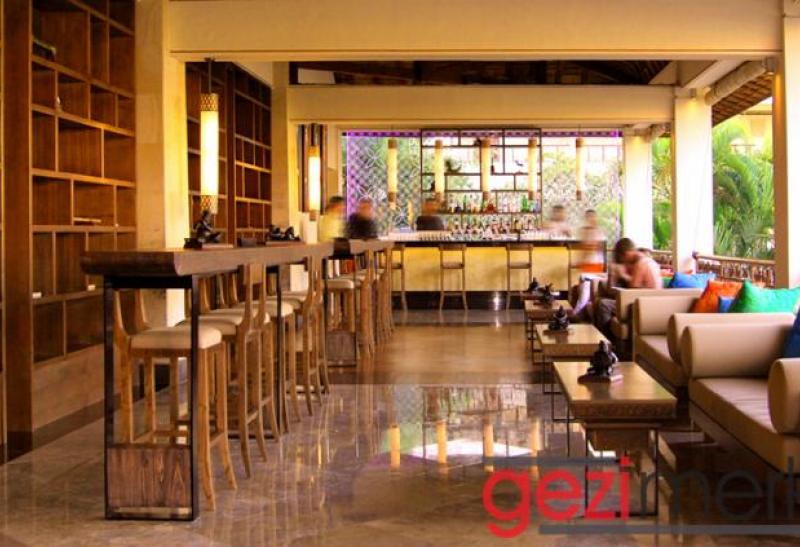NUSA DUA BEACH HOTEL & SPA