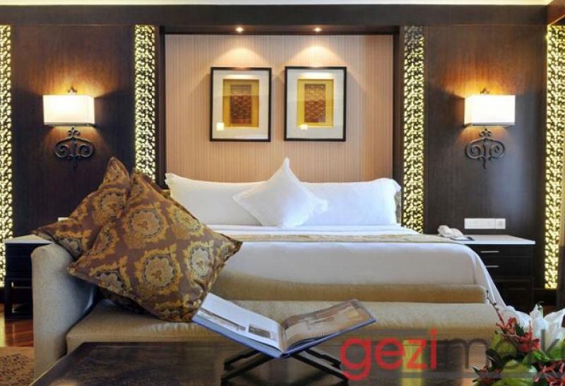 THE LAGUNA RESORT & SPA