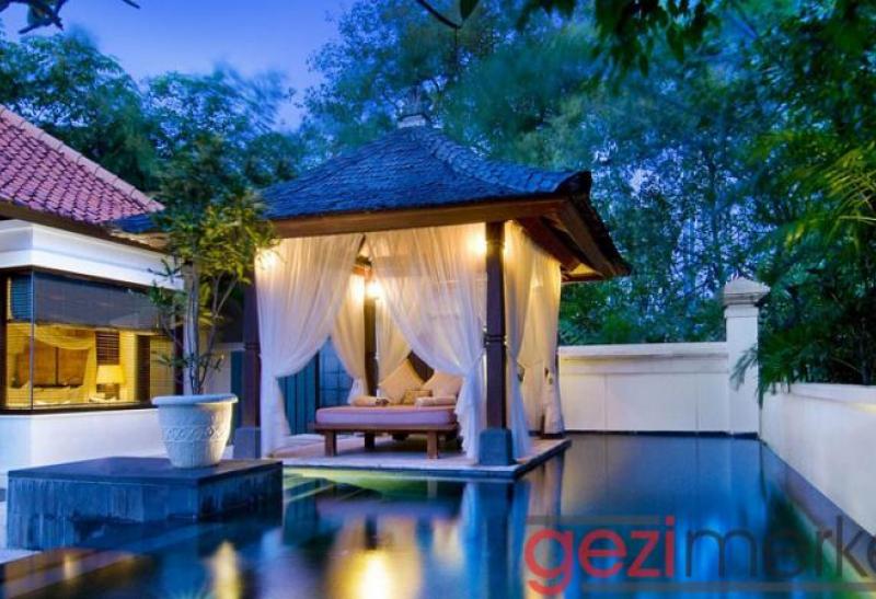 THE LAGUNA RESORT & SPA