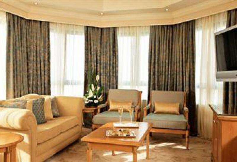 LABOURDONNAIS WATERFRONT HOTEL