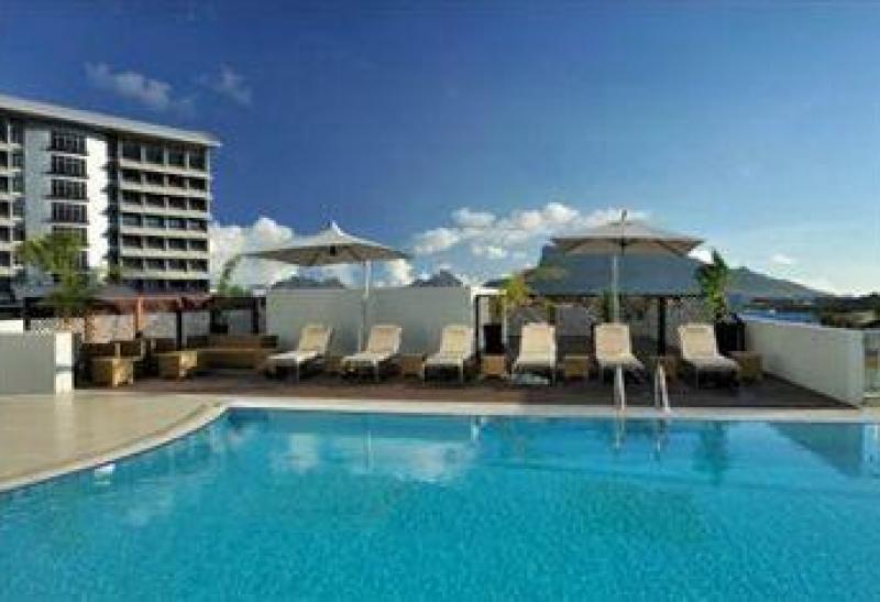 HENNESSY PARK HOTEL