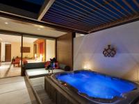 Villa Nautica Paradise Island Resort