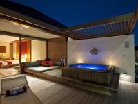 Villa Nautica Paradise Island Resort