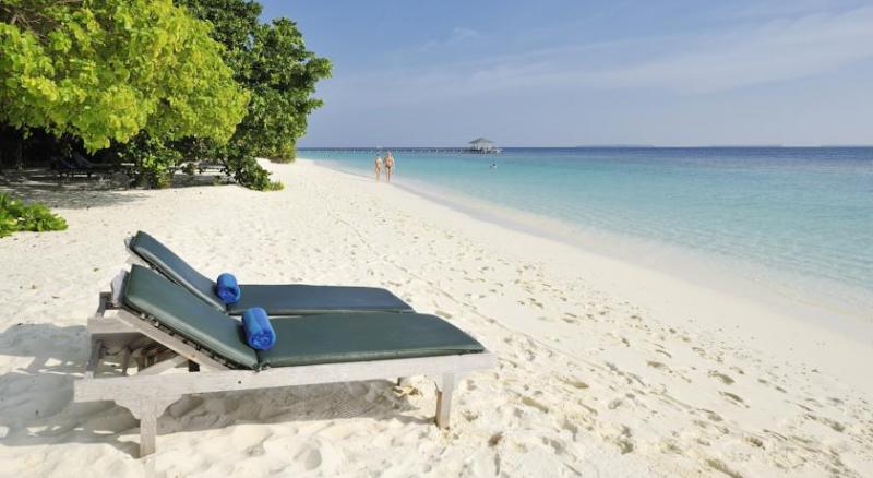 Royal Island Resort
