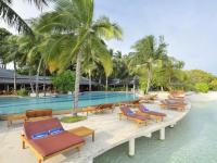 Royal Island Resort