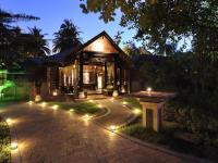 Royal Island Resort