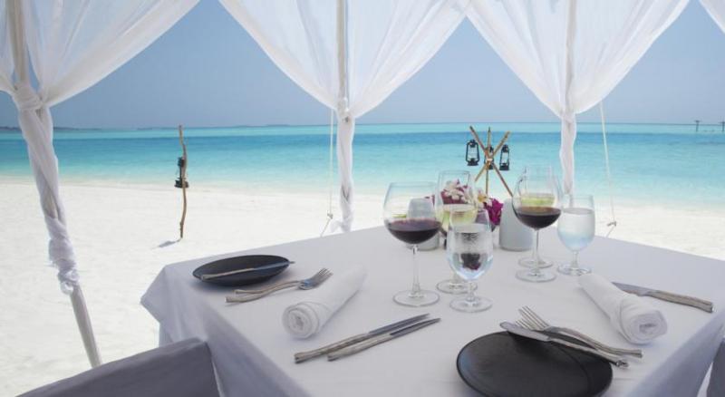 Anantara Dhıgu Maldives Resort