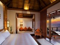 Sheraton Maldives Full Moon Resort & Spa