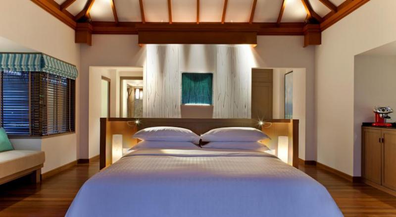 Sheraton Maldives Full Moon Resort & Spa