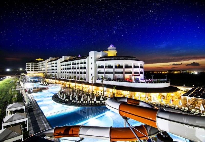 Lrs Port River Hotel & Spa