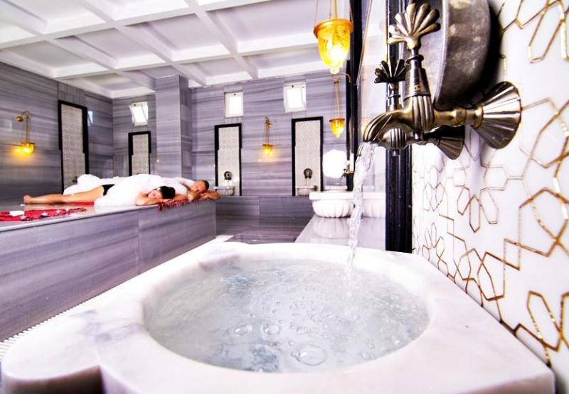 Lrs Port River Hotel & Spa
