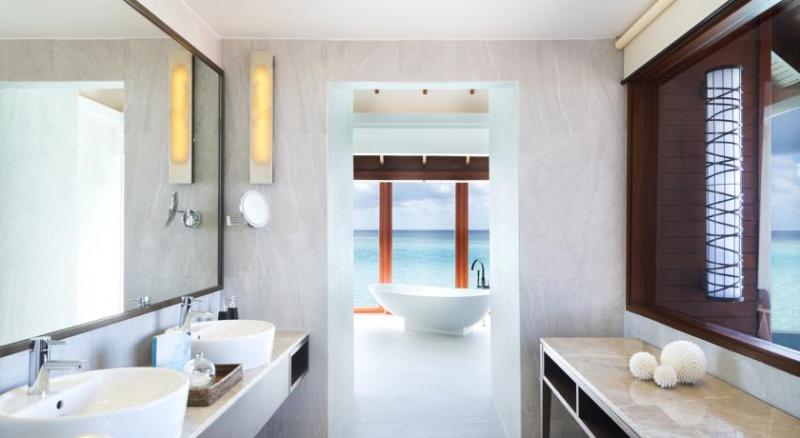 Anantara Dhıgu Maldives Resort