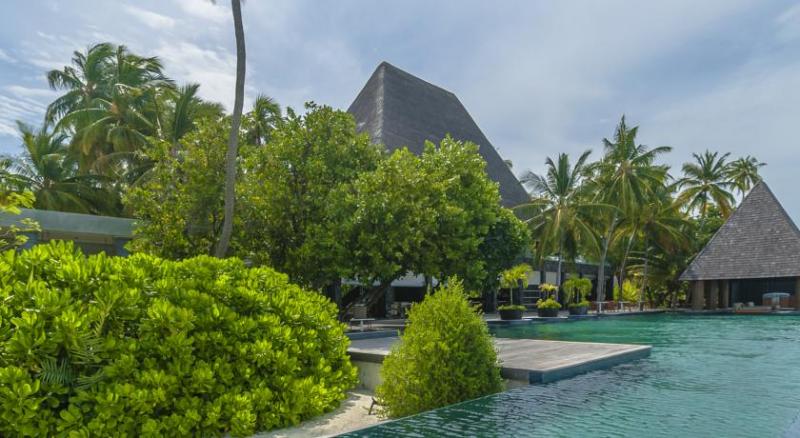 Anantara Kihavah Maldives Villas