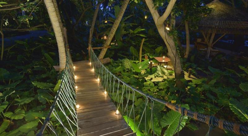Villa Park Sun Island Resort