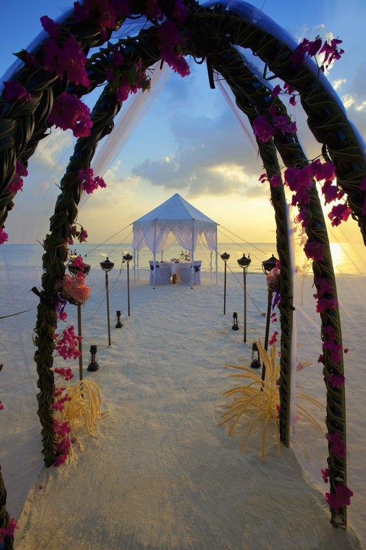 Anantara Dhıgu Maldives Resort