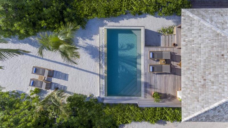 Hurawalhi Island