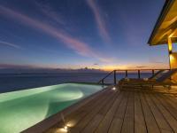 Hurawalhi Island