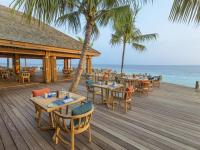 Hurawalhi Island