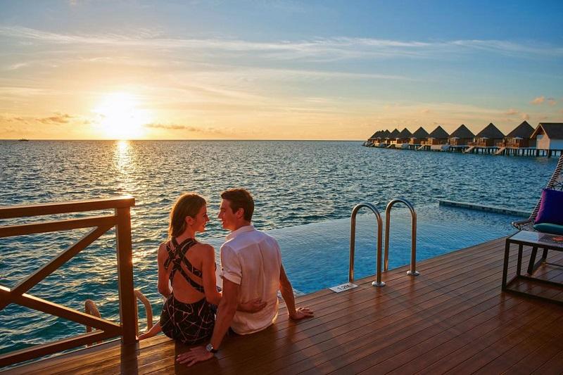 Mercure Maldives Kooddoo Resort