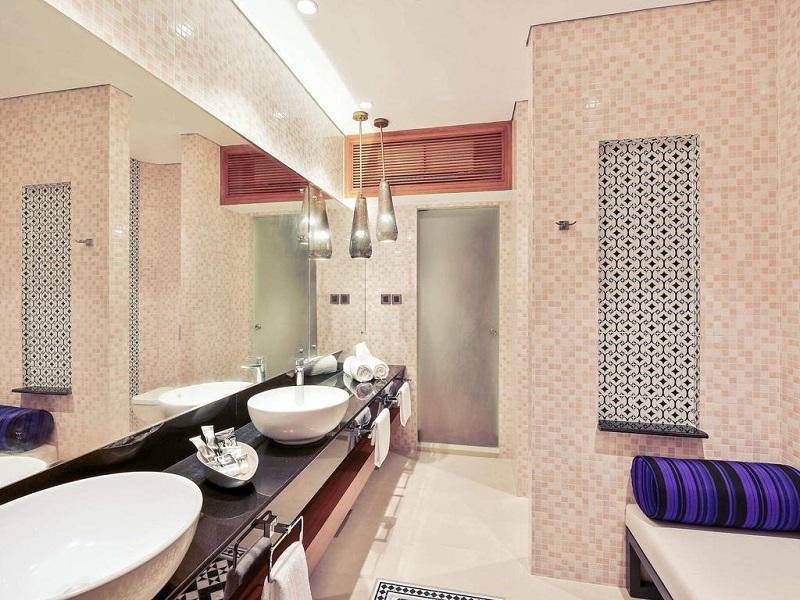 Mercure Maldives Kooddoo Resort