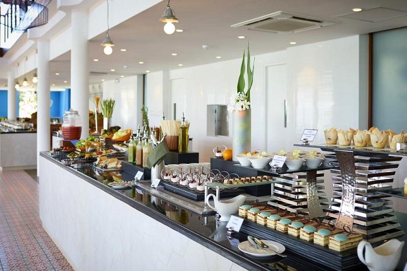 Mercure Maldives Kooddoo Resort