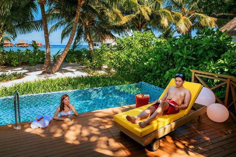 Mercure Maldives Kooddoo Resort