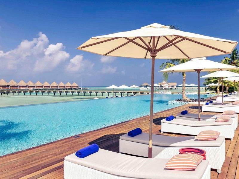 Mercure Maldives Kooddoo Resort