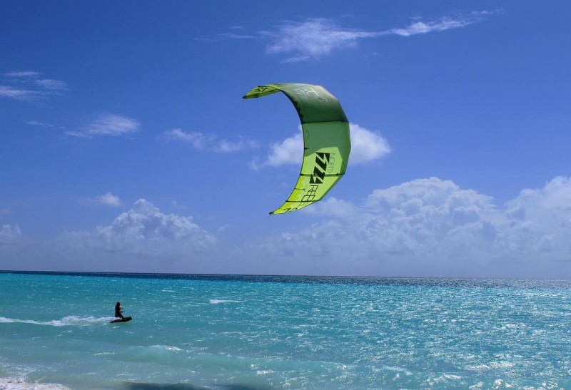 Adaaran Select Huduran Fushi
