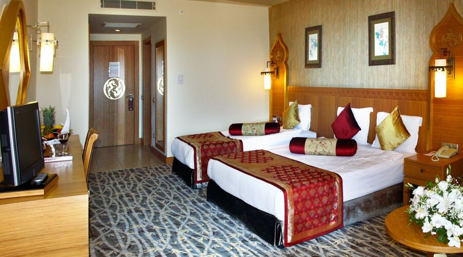 Royal Dragon Hotel