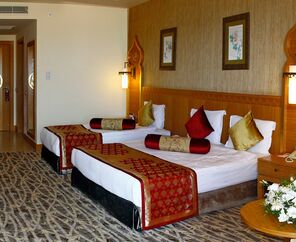 Royal Dragon Hotel