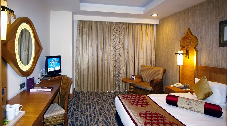 Royal Dragon Hotel