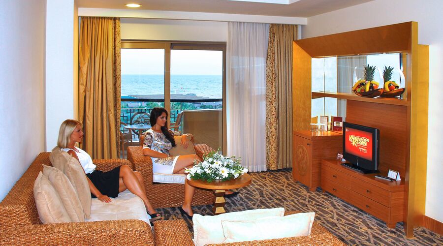Royal Dragon Hotel