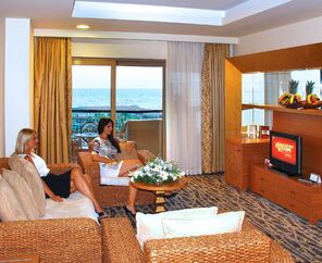 Royal Dragon Hotel