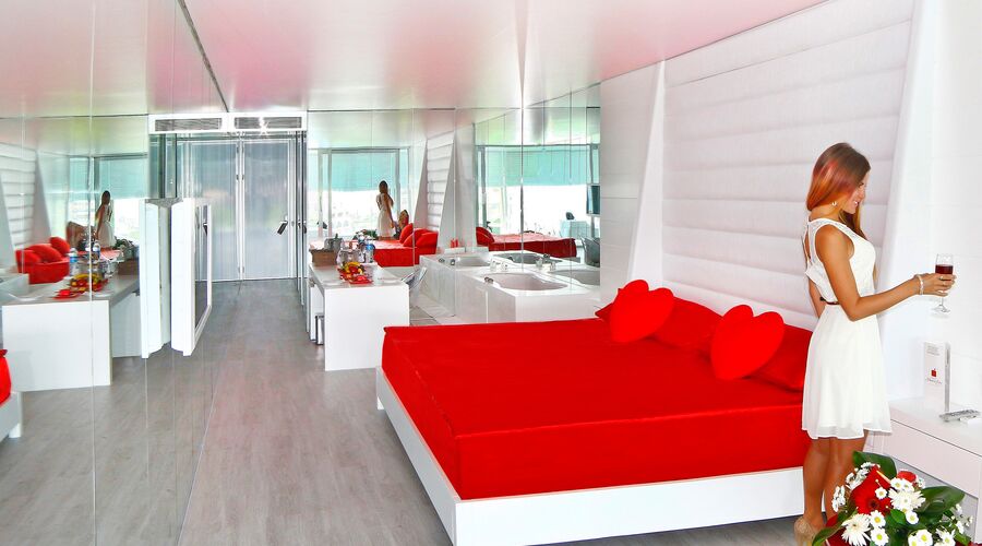 Adam & Eve Hotel +16