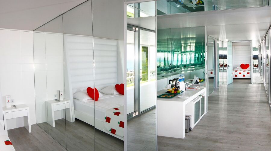 Adam & Eve Hotel +16