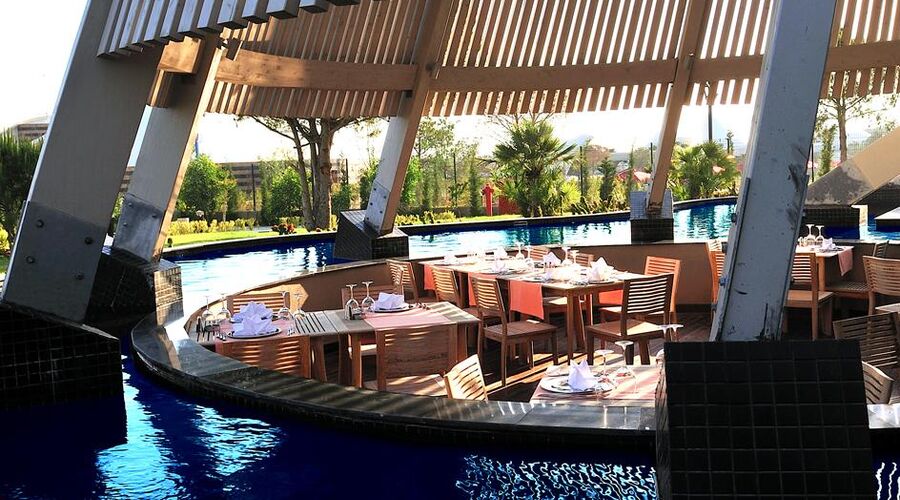 Susesi Luxury Resort