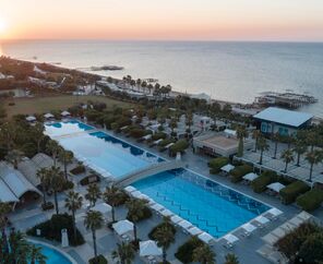Susesi Luxury Resort