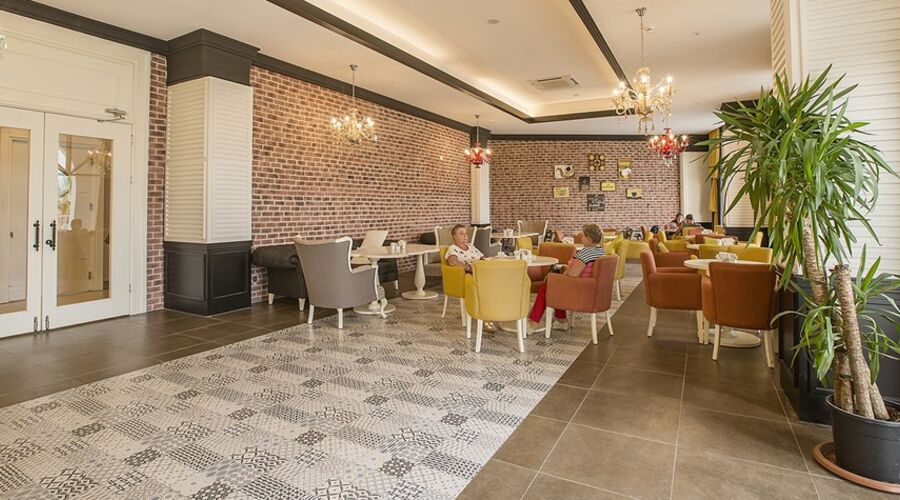 Jadore Hotel & Spa