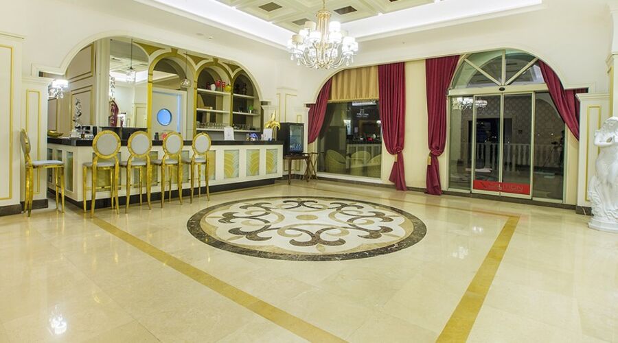 Jadore Hotel & Spa