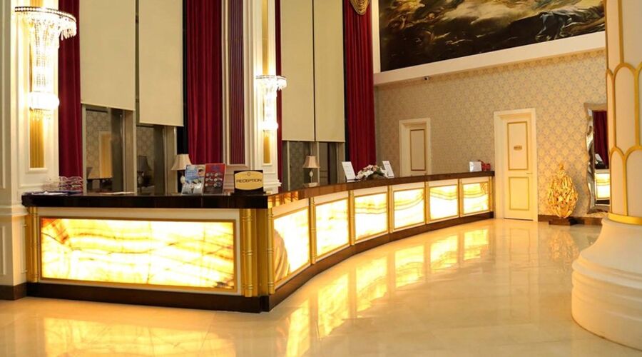 Jadore Hotel & Spa