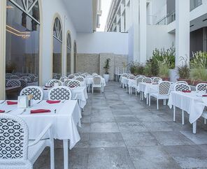 Jadore Hotel & Spa