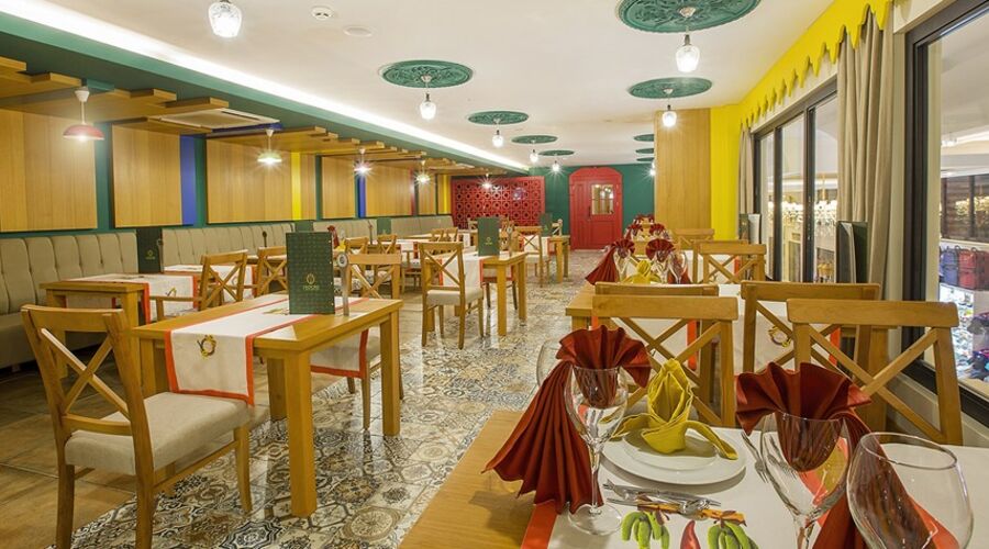 Jadore Hotel & Spa