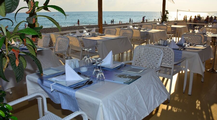 Jadore Hotel & Spa