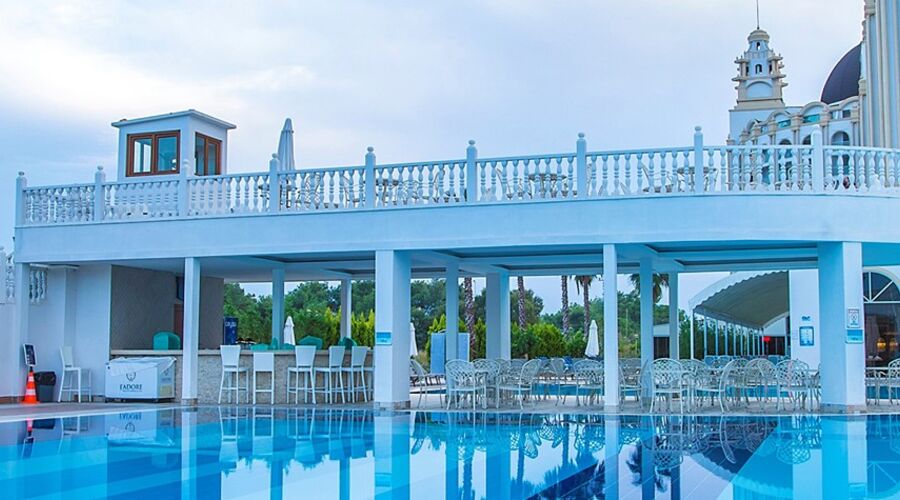 Jadore Hotel & Spa