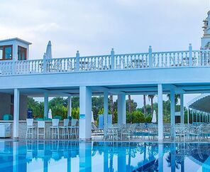 Jadore Hotel & Spa
