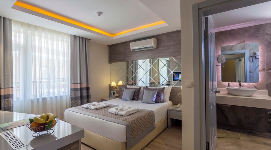 Hotel Turan Prince